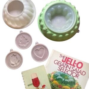 Gloriously vintage jello mold bundle lot recipe books holidays recipes VTG